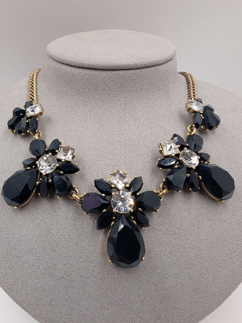 J.Crew Midnight Dark Navy Crystal Floral Cluster Statement Bib Necklace 0408